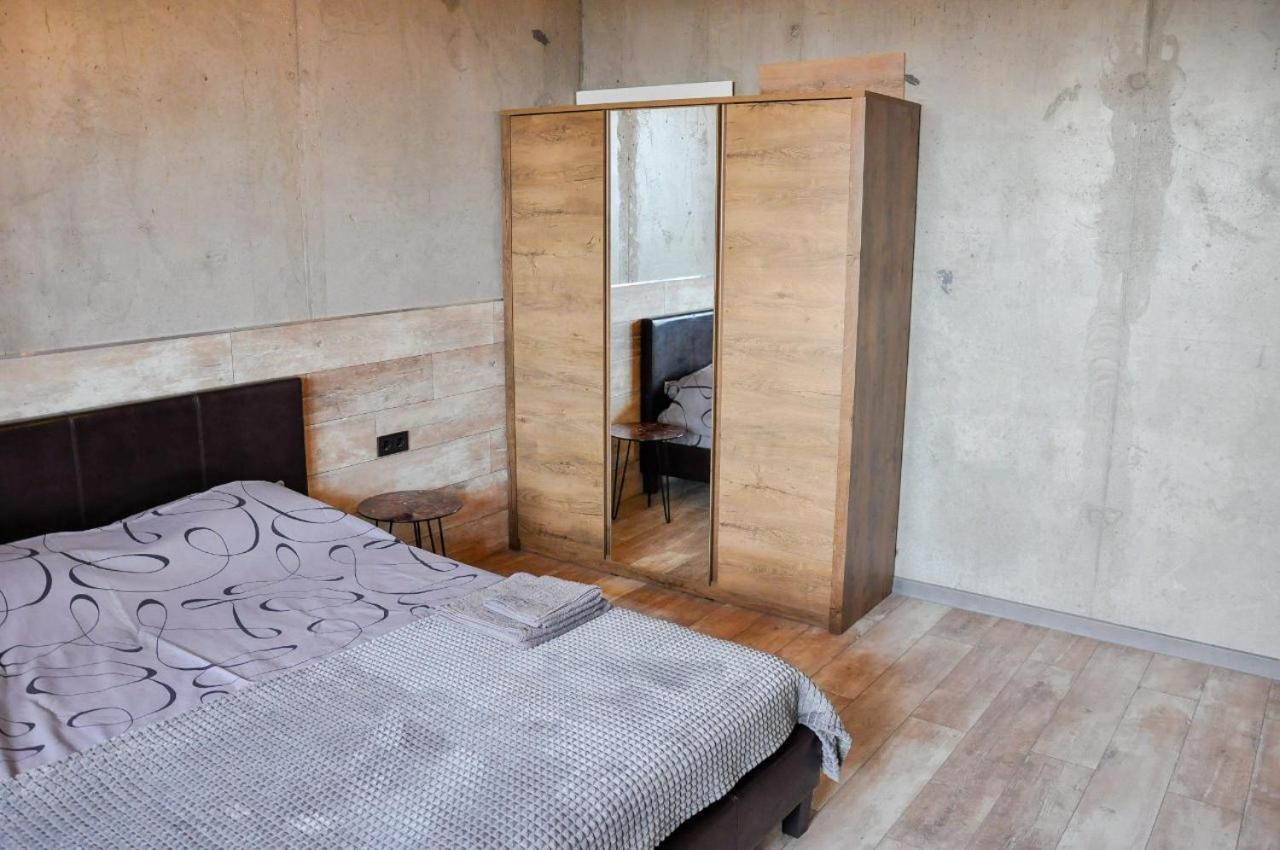 Лофт На 26 Этаже Odessa Buitenkant foto